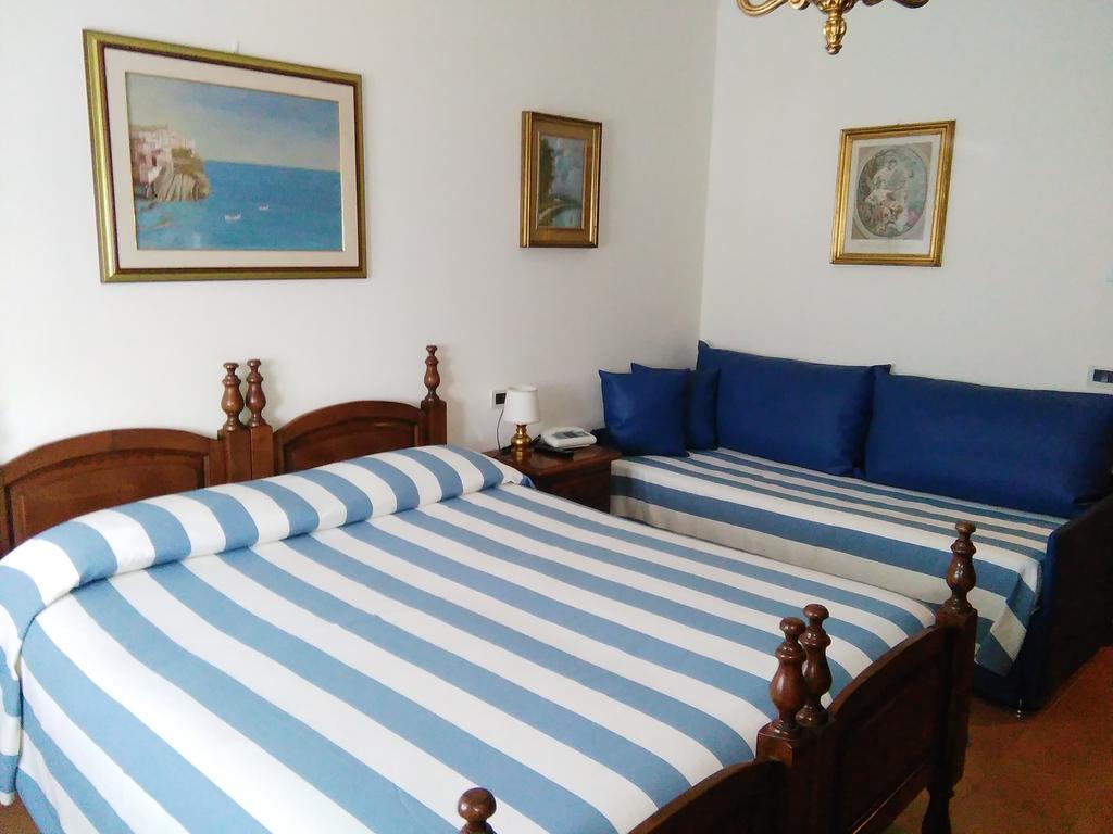 Ristorante Hotel Mira Сестри-Леванте Экстерьер фото